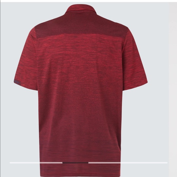 Men’s small Red Oakley Polo - Picture 2 of 4